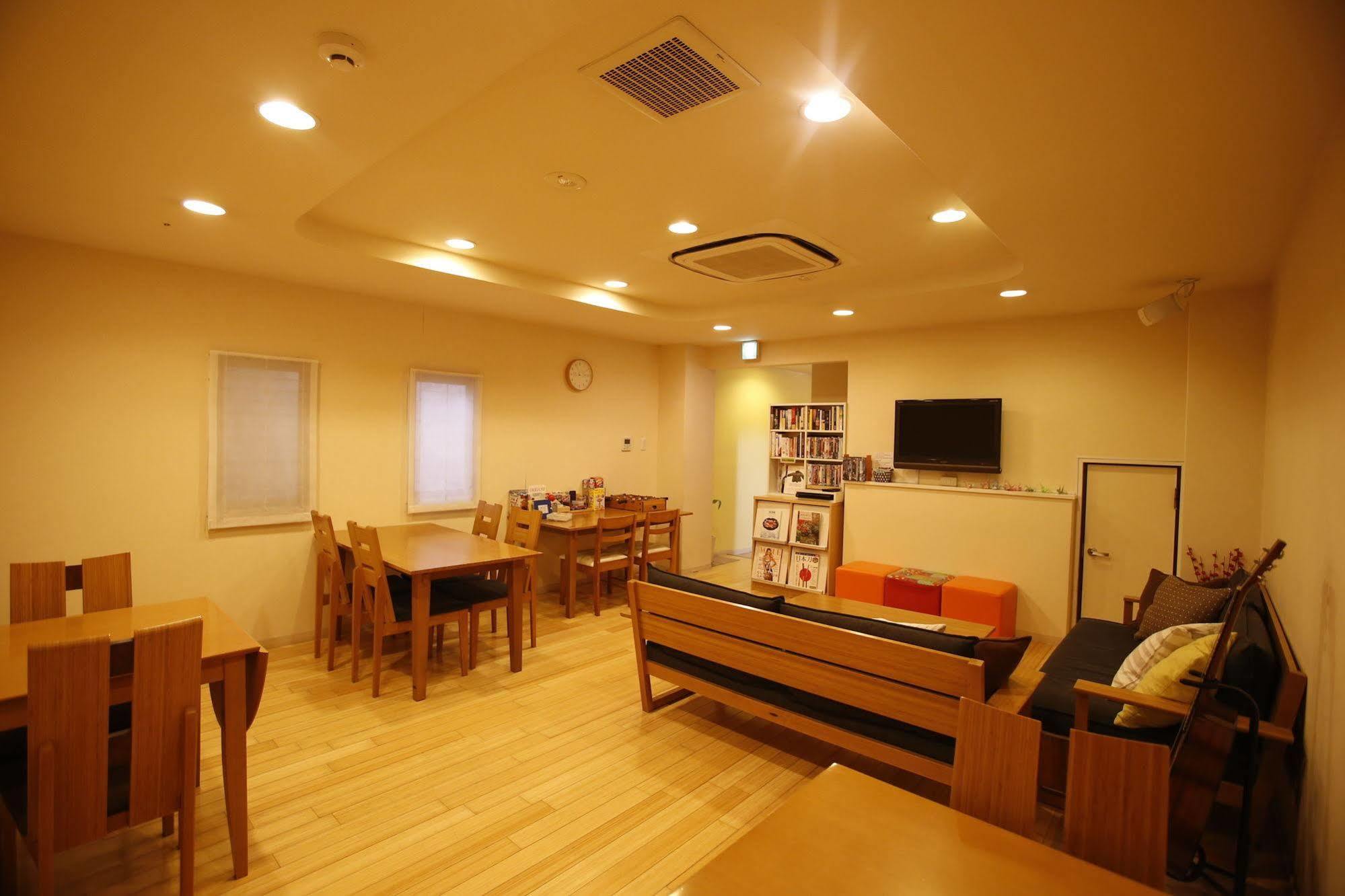 K'S House Hiroshima - Travelers Hostel Ngoại thất bức ảnh