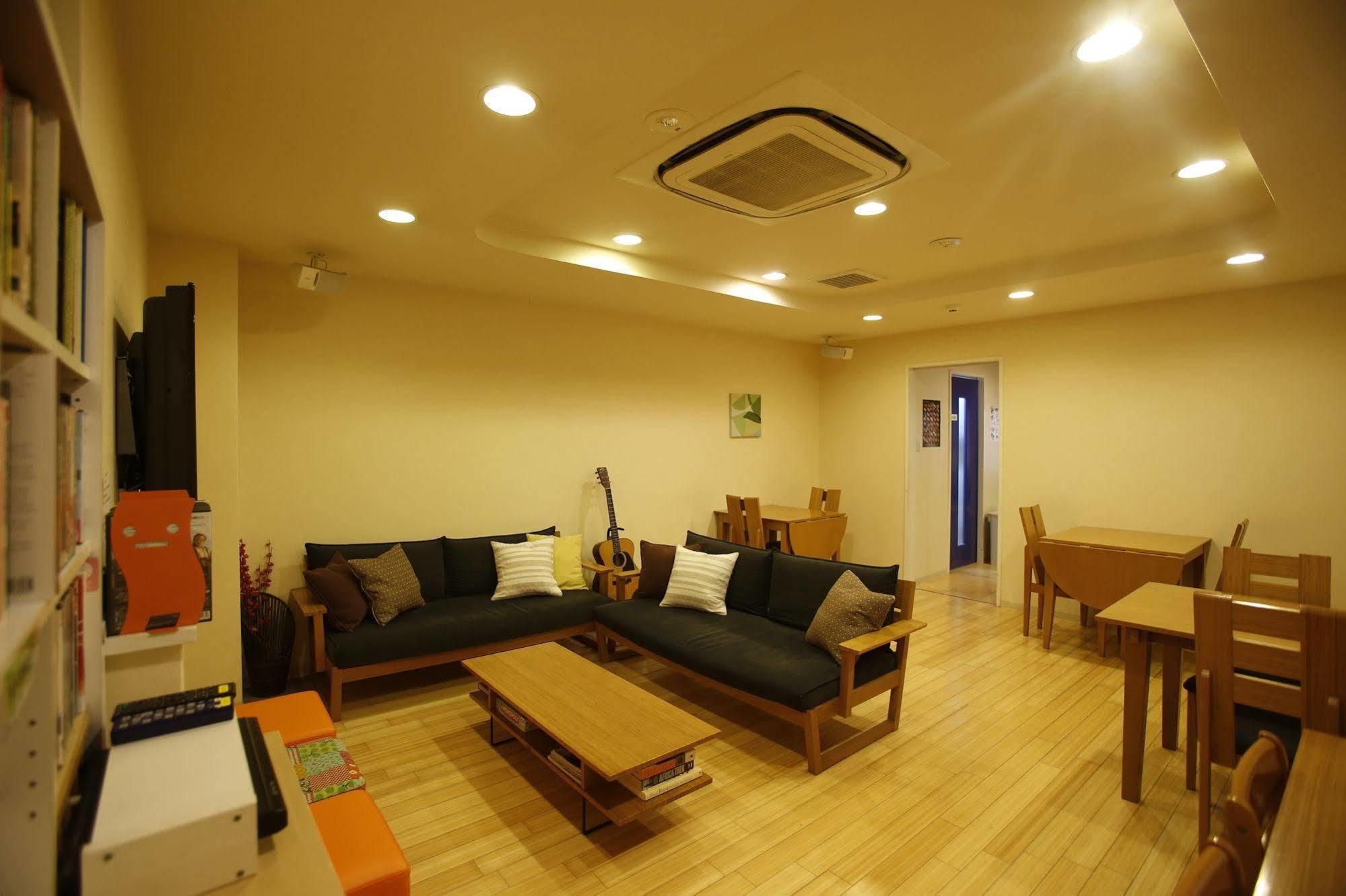 K'S House Hiroshima - Travelers Hostel Ngoại thất bức ảnh